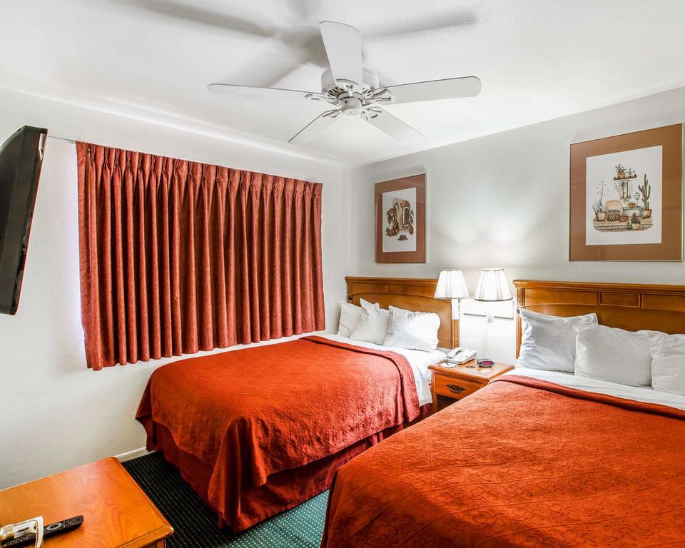 American Inn & Suites Меса Экстерьер фото